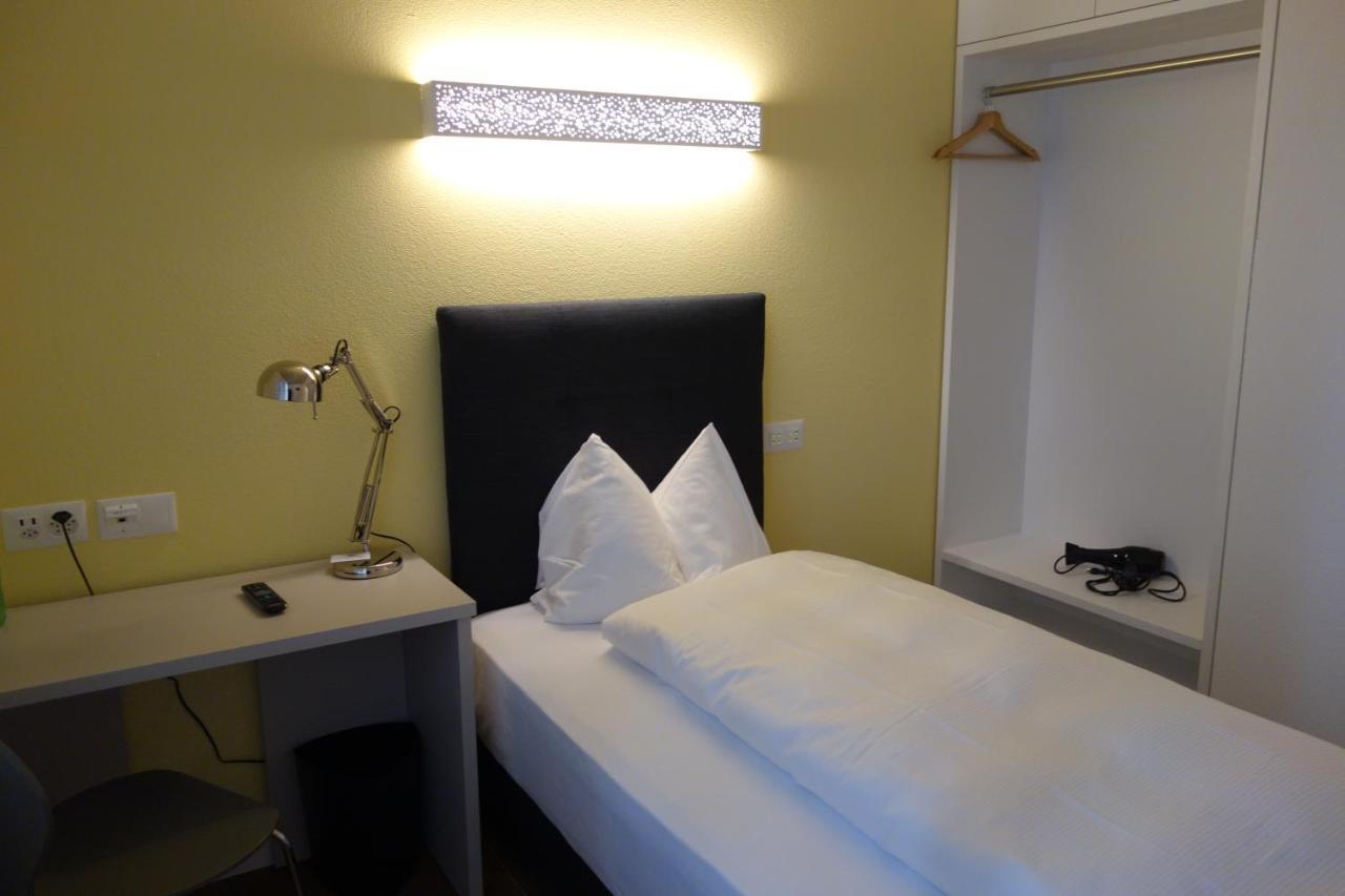 Partner Hotel Ag 조핀겐 외부 사진